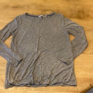 Athleta grey top